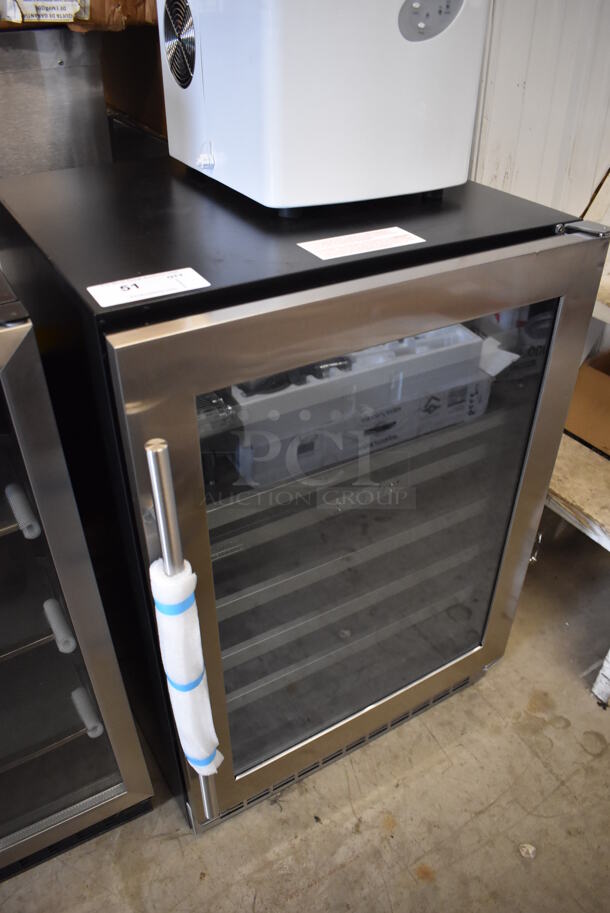 BRAND NEW SCRATCH AND DENT! Danby DWC053D1BSSPR Stainless Steel Mini Wine Chiller Cooler Merchandiser. 115 Volts, 1 Phase. 24x25.5x34.5. Tested and Working! - Image 3 of 6