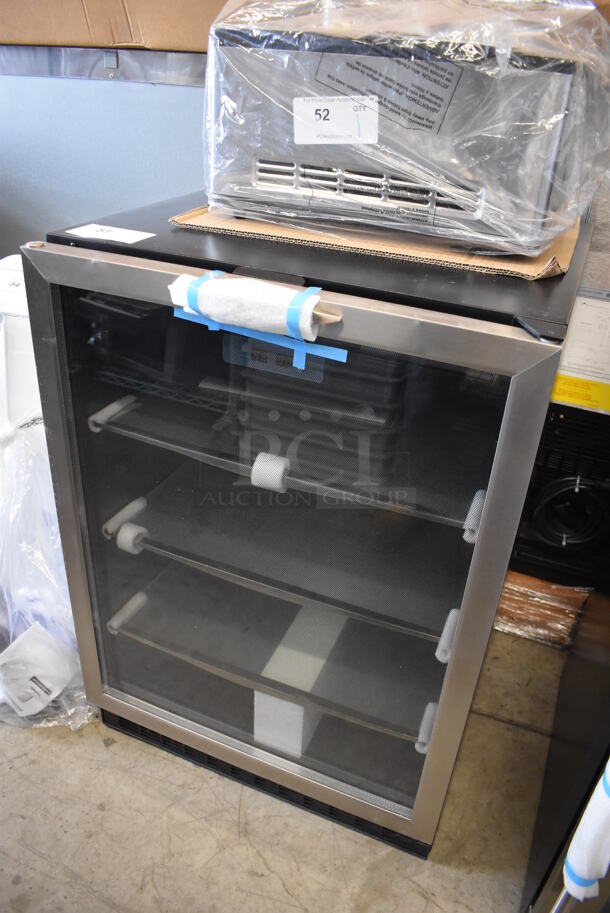 BRAND NEW! Danby Silhouette DBC3148LS-1 Stainless Steel Beverage Cooler Merchandiser. 115 Volts, 1 Phase. 24x24X34. Tested and Working! - Image 2 of 7
