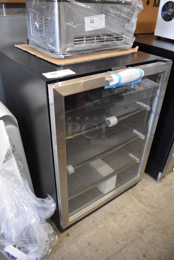 BRAND NEW! Danby Silhouette DBC3148LS-1 Stainless Steel Beverage Cooler Merchandiser. 115 Volts, 1 Phase. 24x24X34. Tested and Working! - Image 3 of 7