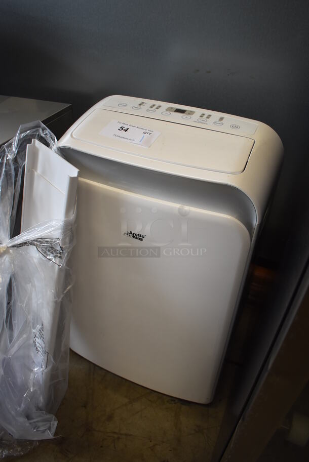 BRAND NEW SCRATCH AND DENT! Arctic King KAP12R1BWT Metal Portable Air Conditioner on Casters. 115 Volts, 1 Phase. 17.5x14x27. Tested and Working! - Image 2 of 6