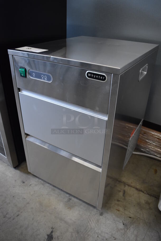 BRAND NEW SCRATCH AND DENT! Whynter FIM-450HS Stainless Steel Self Contained Ice Machine. 115 Volts, 1 Phase. 15x18.5x23. Tested and Working! - Image 2 of 6
