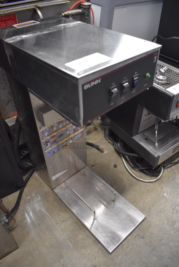 Bunn IC3 Stainless Steel Commercial Countertop Iced Tea Machine. 12x28x32 - Image 3 of 4