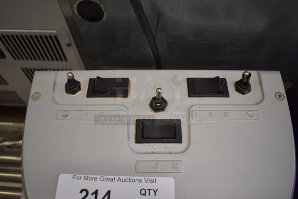 Hamilton Beach Metal Commercial Countertop 3 Head Milkshake Mixer w/ 3 Metal Mixing Cups. 115 Volts, 1 Phase. 12x8x20.5. Tested and Working! - Image 5 of 5
