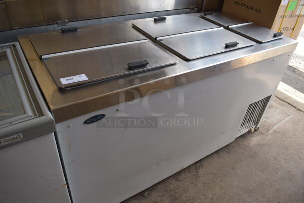 Standex FF204WVS/0 Stainless Steel Commercial Chest Freezer w/ 3 Center Hinge Lids on Commercial Casters. 115/208-230 Volts, 1 Phase. 67x30x34. Tested and Working! - Image 6 of 6