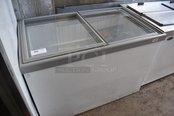 Metal Commercial Chest Freezer Merchandiser w/ Sliding Lids. 115 Volts, 1 Phase. 48x28x34. Tested and Does Not Power On