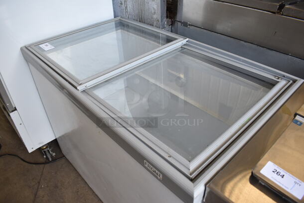 Metal Commercial Chest Freezer Merchandiser w/ Sliding Lids. 115 Volts, 1 Phase. 48x28x34. Tested and Does Not Power On - Image 3 of 5