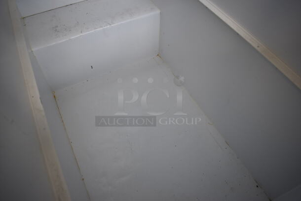 Metal Commercial Chest Freezer Merchandiser w/ Sliding Lids. 115 Volts, 1 Phase. 48x28x34. Tested and Does Not Power On - Image 4 of 5