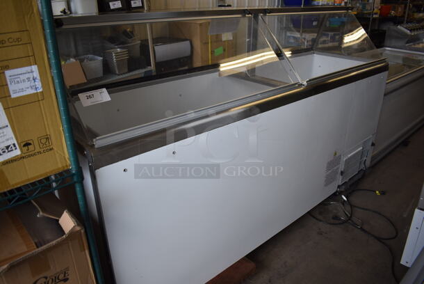 Master-Bilt DD-88 Metal Commercial Ice Cream Dipping Cabinet. 115/208-230 Volts, 1 Phase. 89x28x54. Tested and Working!