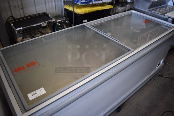 AHT Metal Commercial Chest Freezer Merchandiser. 120 Volts, 1 Phase. 89x33x34. Tested and Working! - Image 2 of 6