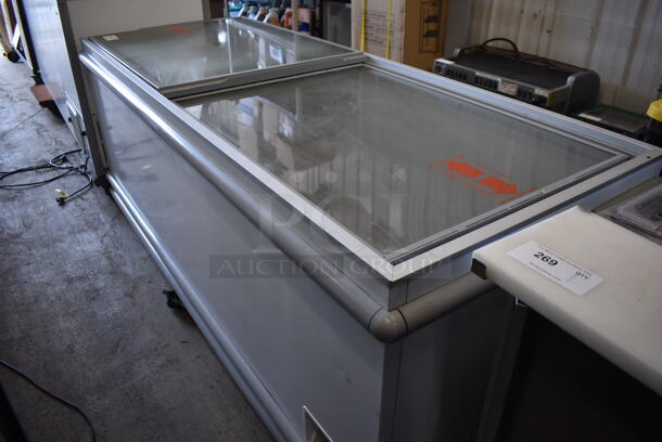 AHT Metal Commercial Chest Freezer Merchandiser. 120 Volts, 1 Phase. 89x33x34. Tested and Working! - Image 4 of 6