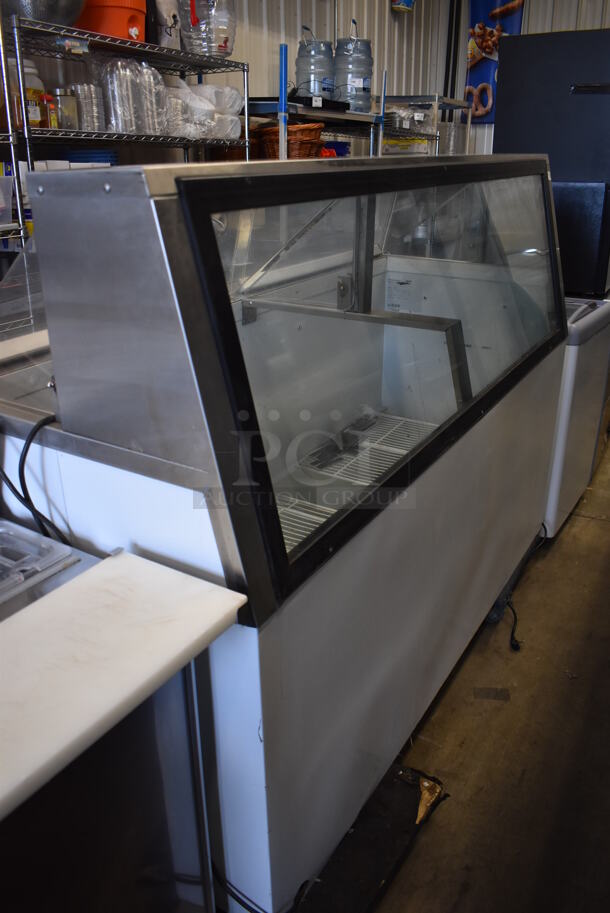 Master-Bilt DD-66L Metal Commercial Ice Cream Dipping Cabinet. 115/208-230 Volts, 1 Phase. 69x28x56. Tested and Working!