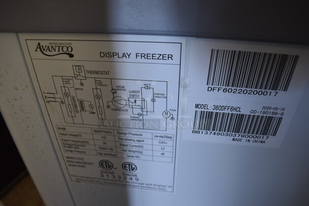 Avantco 360DFF6HCL Metal Commercial Chest Freezer Merchandiser on Commercial Casters. 115 Volts, 1 Phase. 27x26x36. Tested and Working! - Image 6 of 6