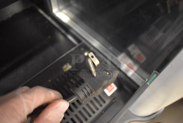 AHT EGDMF-29B Metal Commercial Open Grab N Go Merchandiser. 208 Volts, 1 Phase. 27x22.5x77 - Image 4 of 6