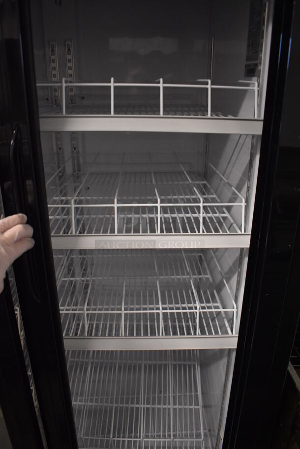 Dukers DSM-32SR Metal Commercial 2 Door Reach In Cooler Merchandiser w/ Poly Coated Racks on Commercial Casters. 115 Volts, 1 Phase. 39.5x30x79.5. Tested and Working! - Image 4 of 5