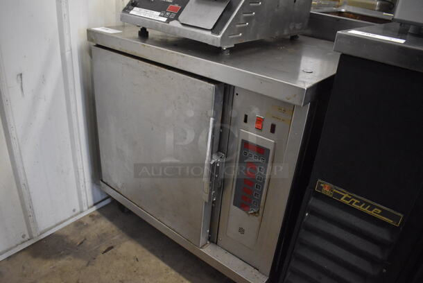 Stainless Steel Commercial Single Door Heated Holding Cabinet on Commercial Casters. 208-460 Volts. 30x25.5x30.  - Image 2 of 5