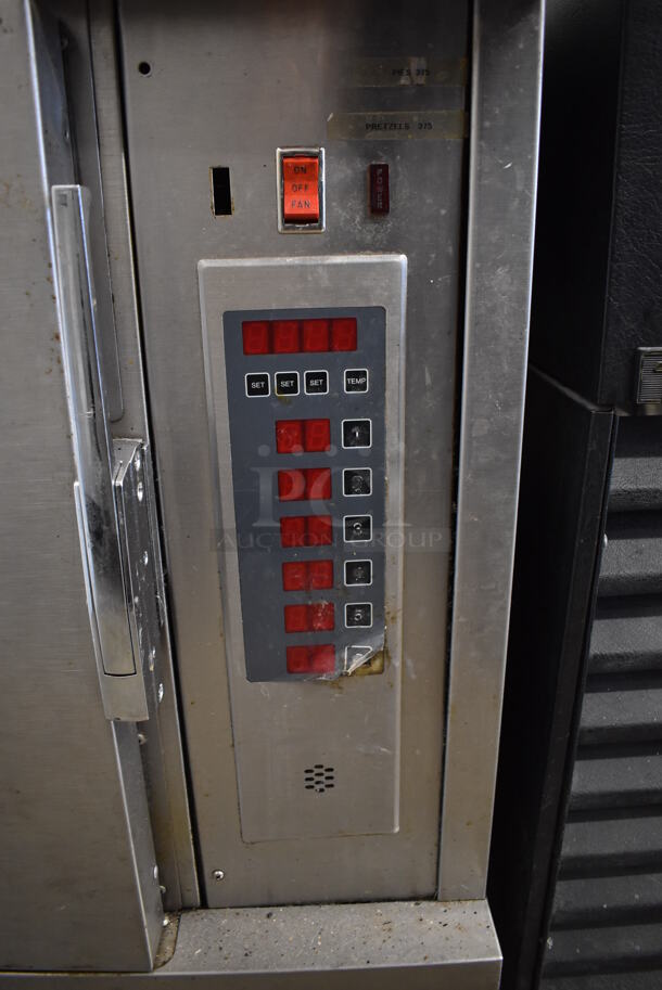 Stainless Steel Commercial Single Door Heated Holding Cabinet on Commercial Casters. 208-460 Volts. 30x25.5x30.  - Image 3 of 5