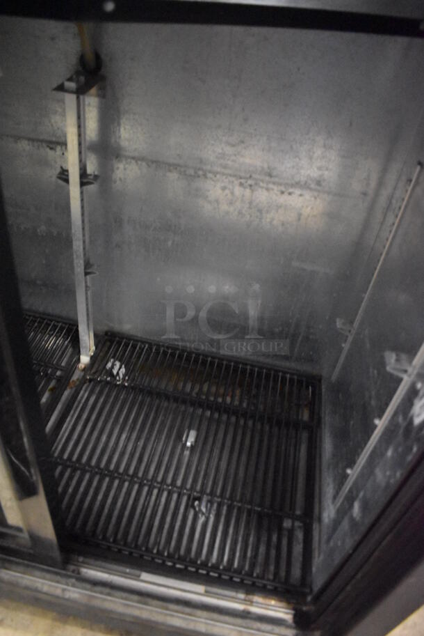True TBB-24-48G-SD Metal Commercial 2 Door Back Bar Cooler Merchandiser. 115 Volts, 1 Phase. 49x24x36. Tested and Powers On But Does Not Get Cold - Image 4 of 6
