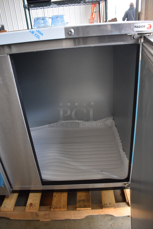 BRAND NEW IN BOX! 2016 Fagor FBB-95-S-SLP-GR Stainless Steel Commercial 3 Door Undercounter Cooler. 115 Volts, 1 Phase. 96x29x37. Tested and Working! - Image 4 of 9