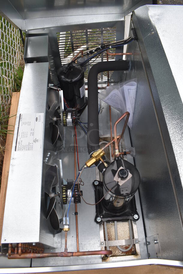 BRAND NEW SCRATCH AND DENT! Norlake CPF150JC-S-4-EV Metal Commercial Condenser and Copeland ZF06KAE-PFV-118 Compressor for Self Contained Walk In Freezer. 208/230 Volts, 1 Phase. 57x46x27 - Image 11 of 11