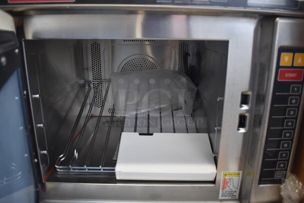 BRAND NEW IN BOX! Amana CMA2000 Stainless Steel Commercial Countertop Microwave Oven. 208 Volts, 1 Phase. 19x21x20. Tested and Working! - Image 5 of 10