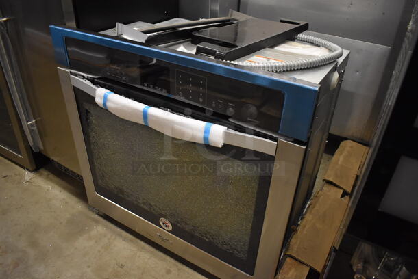 BRAND NEW SCRATCH AND DENT! Whirlpool W10796087B Stainless Steel Commercial Electric Powered Single Door Wall Mount Convection Oven. See Pictures For Glass Damage. 30x25x28.5 - Image 2 of 8