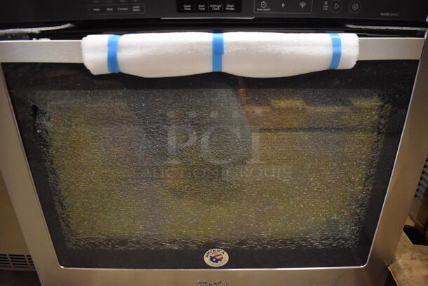BRAND NEW SCRATCH AND DENT! Whirlpool W10796087B Stainless Steel Commercial Electric Powered Single Door Wall Mount Convection Oven. See Pictures For Glass Damage. 30x25x28.5 - Image 4 of 8