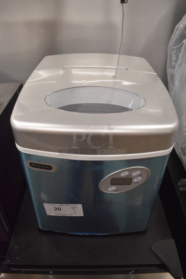BRAND NEW SCRATCH AND DENT! Whynter IMC-491DC Stainless Steel Commercial Countertop Portable Ice Maker. 115 Volts, 1 Phase. 14x17x16. Tested and Working!