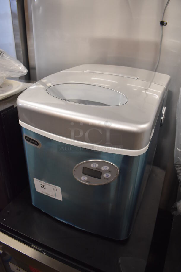BRAND NEW SCRATCH AND DENT! Whynter IMC-491DC Stainless Steel Commercial Countertop Portable Ice Maker. 115 Volts, 1 Phase. 14x17x16. Tested and Working! - Image 3 of 7