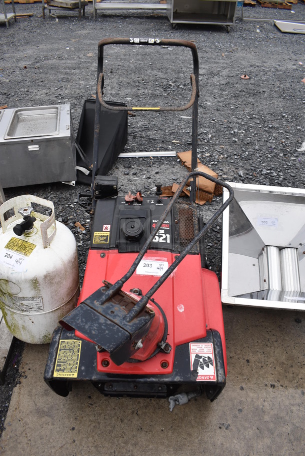 Honda HS 621 4 Stroke OHV Engine Snow Thrower. 21x49x41 - Image 1 of 5