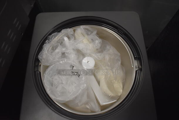 BRAND NEW SCRATCH AND DENT! Whynter ICM-201SB Stainless Steel Commercial Countertop Ice Cream Maker. 110-120 Volts, 1 Phase. 10x12x12. Tested and Working!
 - Image 5 of 9