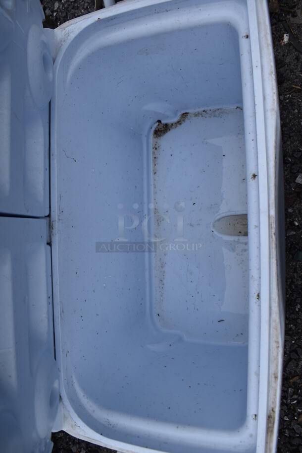 Rubbermaid Gray and White Poly Portable Cooler. 25x16x29 - Image 3 of 3