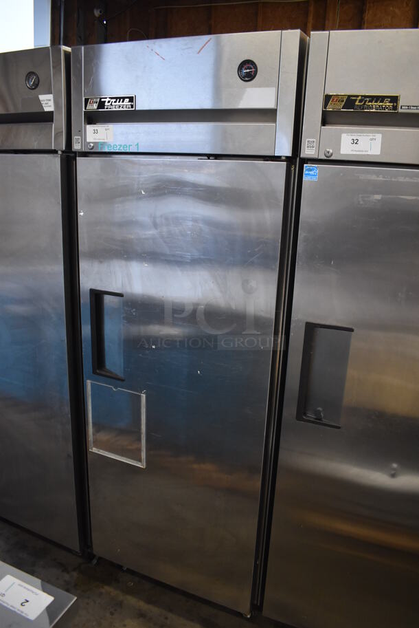 2010 True TG1F-1S Stainless Steel Commercial Single Door Reach In Freezer w/ Poly Coated Rack on Commercial Casters. 115 Volts, 1 Phase. 29x35x82. Tested and Working! - Image 3 of 6