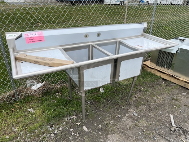 BRAND NEW SCRATCH AND DENT! Regency 600S218242X Stainless Steel Commercial 2 Bay Sink w/ Dual Drain Boards. 86x26x27. Bays 18x24x14. Drain Boards 22x25x1