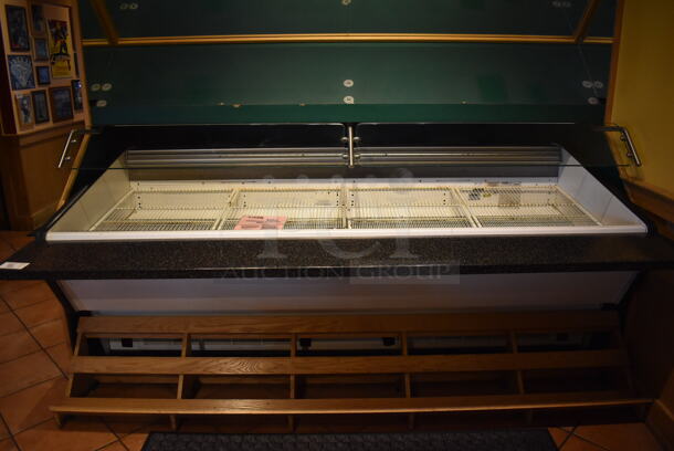 Tyler NMSC8 Metal Commercial Floor Style Open Grab N Go Cooler w/ Sneeze Guard. 120 Volts, 1 Phase. BUYER MUST REMOVE: Give Yourself Ample Time To Remove This Item on Pick Up Day. (Dining Room) - Image 1 of 7