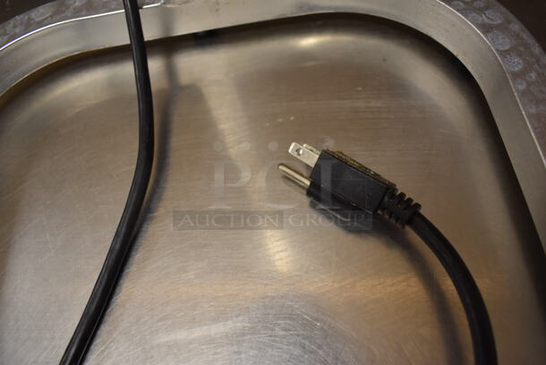 Avantco 177W62 Metal Commercial Countertop 2 Bulb Food Warming Lamp. 120 Volts, 1 Phase. Unit Was In Working Condition When Restaurant Closed. (Front Kitchen) - Image 4 of 5