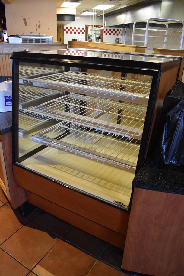 Federal Industries SGD3648 Metal Commercial Floor Style Dry Bakery Display Case Merchandiser. 120 Volts, 1 Phase. Unit Was In Working Condition When Restaurant Closed. (Front Kitchen) - Image 3 of 8