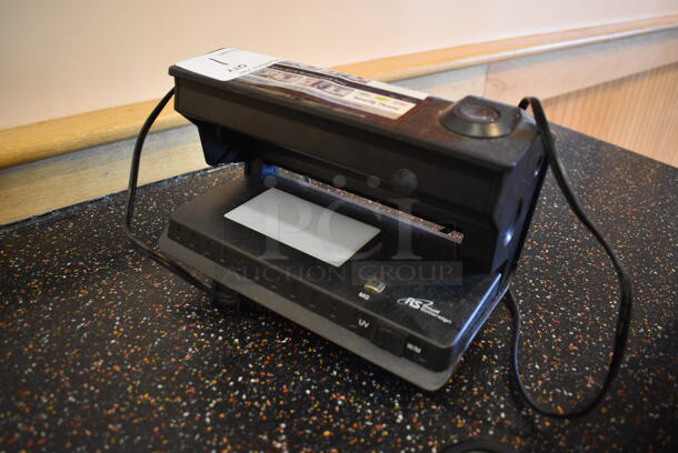 Royal Sovereign RCD-3 Metal Countertop Counterfeit Detector. 110 Volts, 1 Phase. (Front Kitchen) - Image 2 of 5