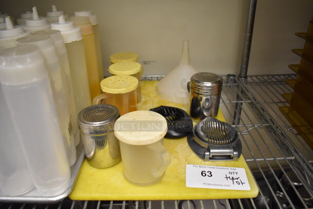 ALL ONE MONEY! Tier Lot of Various Items Including Dish Caddies, Poly Condiment Bottles and Seasoning Shakers. (Kitchen) - Image 2 of 4