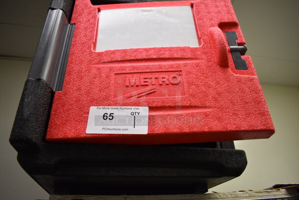 Metro Red and Black Insulated Food Carrying Case. (Kitchen) - Image 4 of 4