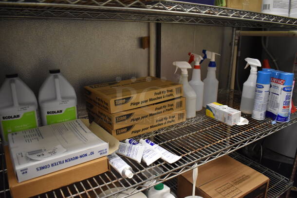 ALL ONE MONEY! Tier Lot of Various Items Including Poly Spray Bottles, Fly Traps and Glass Cleaner. (Kitchen) - Image 1 of 6