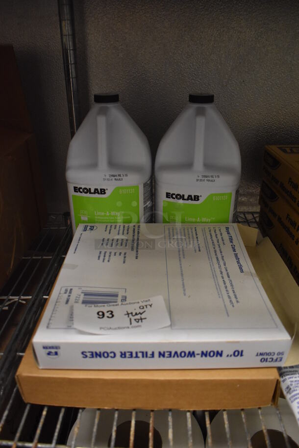 ALL ONE MONEY! Tier Lot of Various Items Including Poly Spray Bottles, Fly Traps and Glass Cleaner. (Kitchen) - Image 2 of 6