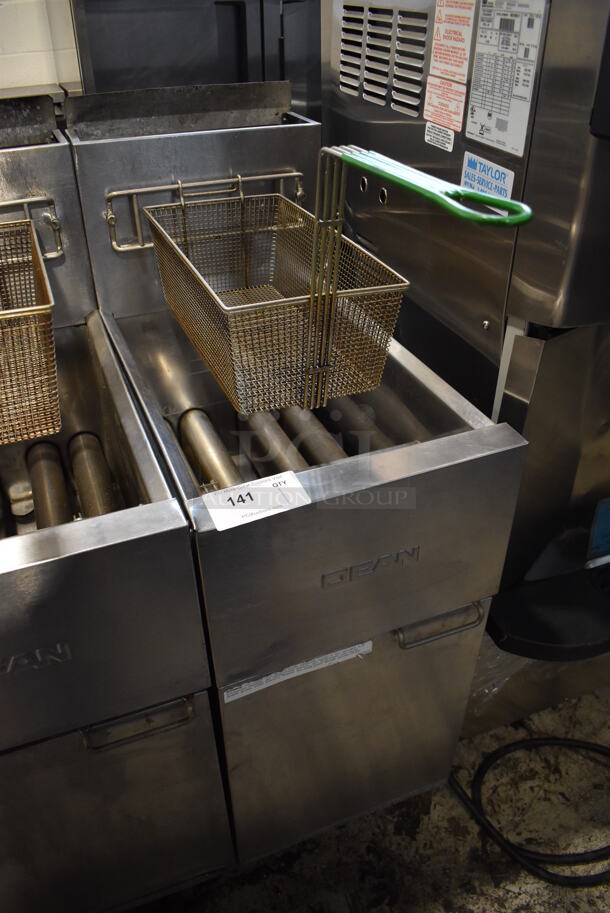 Dean SR152GP Stainless Steel Commercial Propane Gas Powered Deep Fat Fryer w/ Metal Fry Basket on Commercial Casters. 120,000 BTU. 16x30x46 - Image 2 of 6