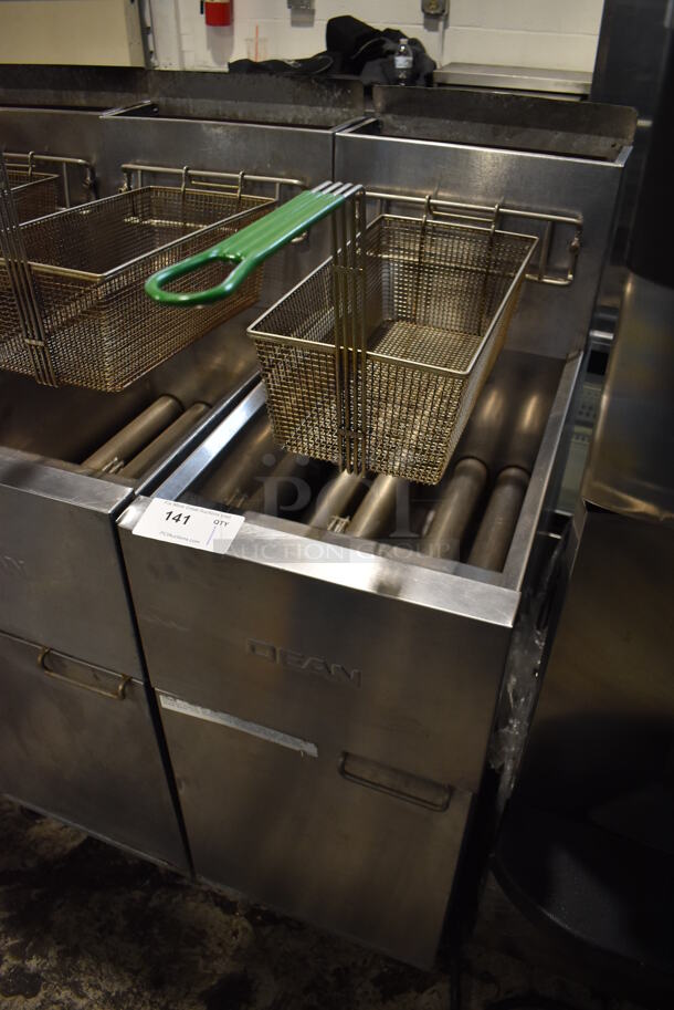 Dean SR152GP Stainless Steel Commercial Propane Gas Powered Deep Fat Fryer w/ Metal Fry Basket on Commercial Casters. 120,000 BTU. 16x30x46 - Image 3 of 6