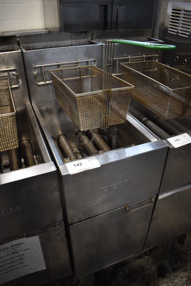 Dean SR152GP Stainless Steel Commercial Propane Gas Powered Deep Fat Fryer w/ Metal Fry Basket on Commercial Casters. 120,000 BTU. 16x30x46 - Image 2 of 6