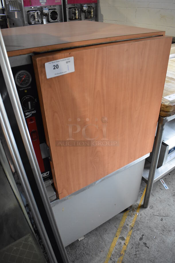 Metro C190 Metal Commercial Holding Cabinet on Commercial Casters. 30x30x49. Tested and Working! - Image 2 of 5