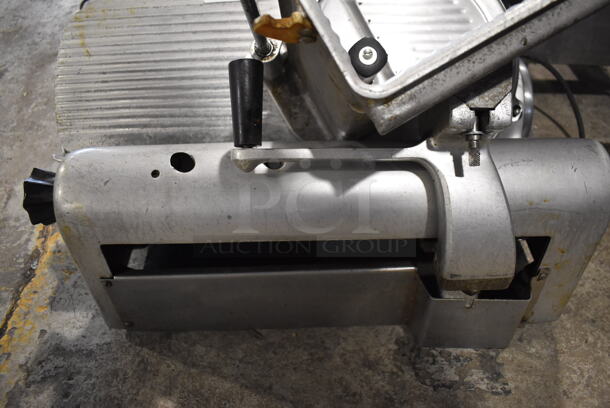 Stainless Steel Commercial Countertop Automatic Meat Slicer. 115 Volts, 1 Phase. 27x20x22. Tested and Working! - Image 5 of 7