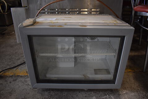 2015 Criotec CVZ-01 Metal Mini Cooler Merchandiser. 21x18x17. Tested and Working!