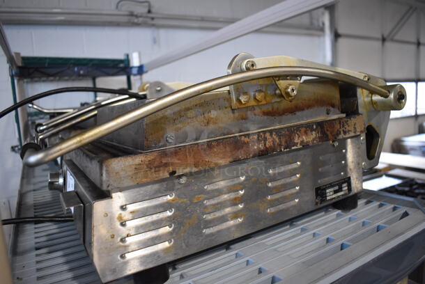 Star PST14 Stainless Steel Commercial Countertop Electric Powered Panini Press. 120 Volts, 1 Phase. 15x22x11. Tested and Working! - Image 6 of 6