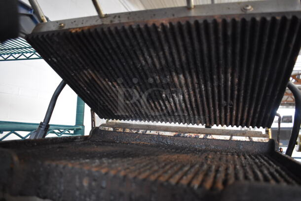 Waring Panini Supremo Stainless Steel Commercial Countertop Electric Powered Panini Press. 120 Volts, 1 Phase. 16x19x9. Tested and Working! - Image 3 of 5