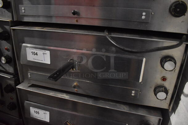 J&J Snack Foods JJ560E Stainless Steel Commercial Countertop Electric Powered Pizza Oven / Snack Oven. 120 Volts, 1 Phase. 23.5x20x10.5. Tested and Working! - Image 3 of 4